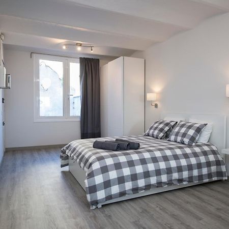 Sagrada Familia Apartments Barcelona Luaran gambar