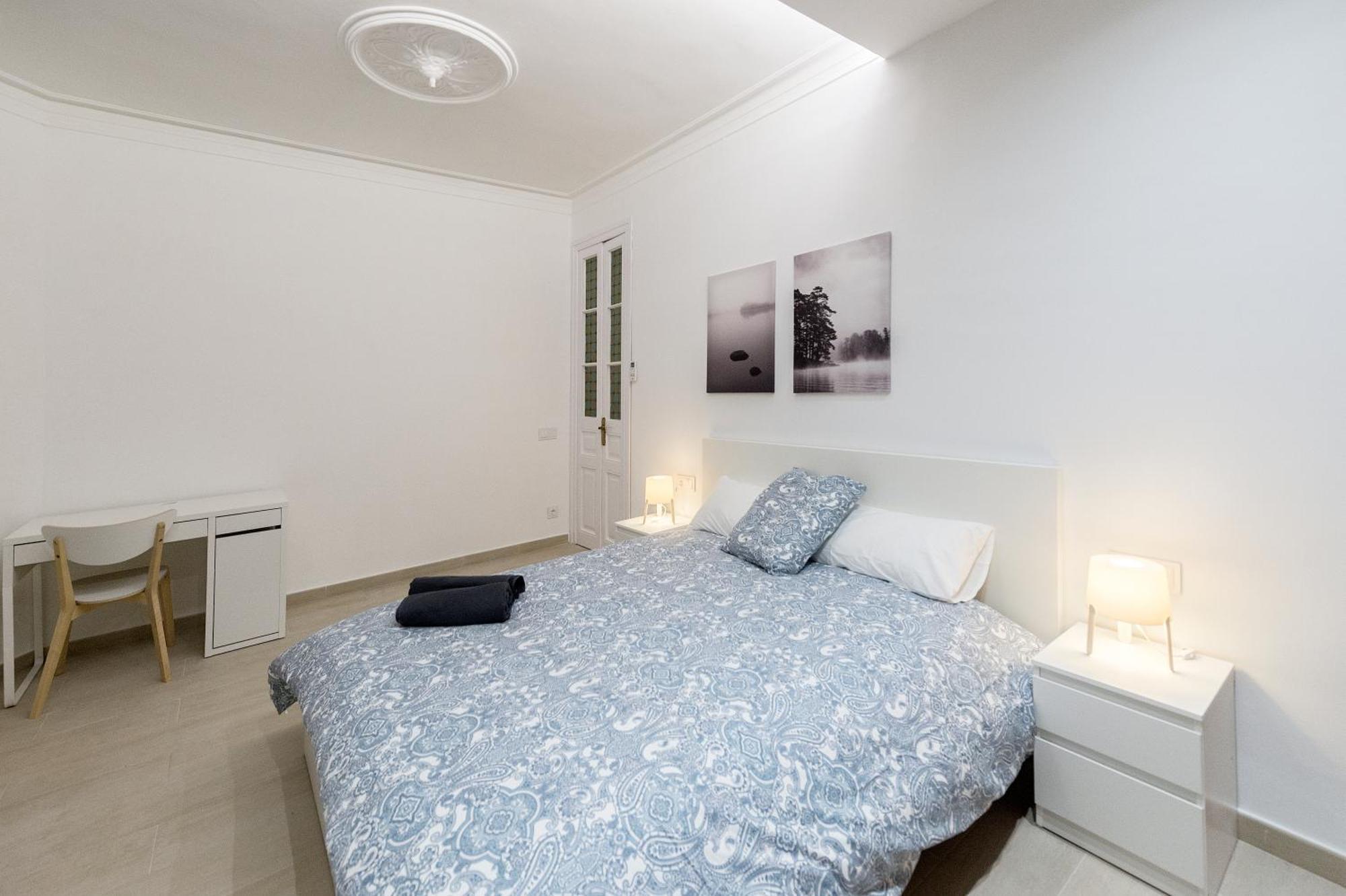Sagrada Familia Apartments Barcelona Luaran gambar