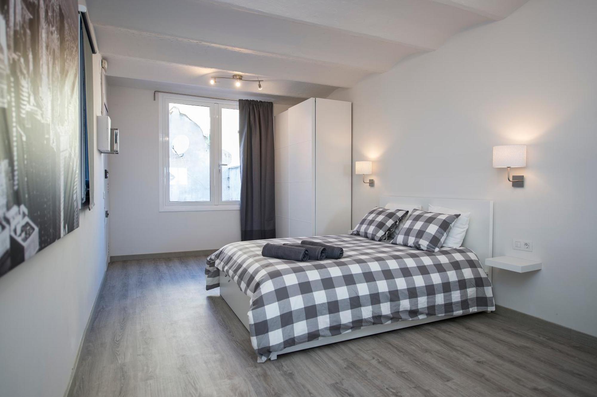 Sagrada Familia Apartments Barcelona Luaran gambar